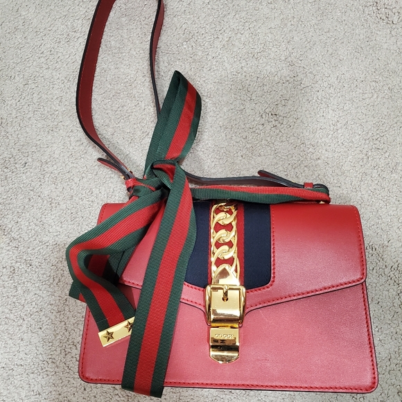 Gucci Handbags - Gucci bag